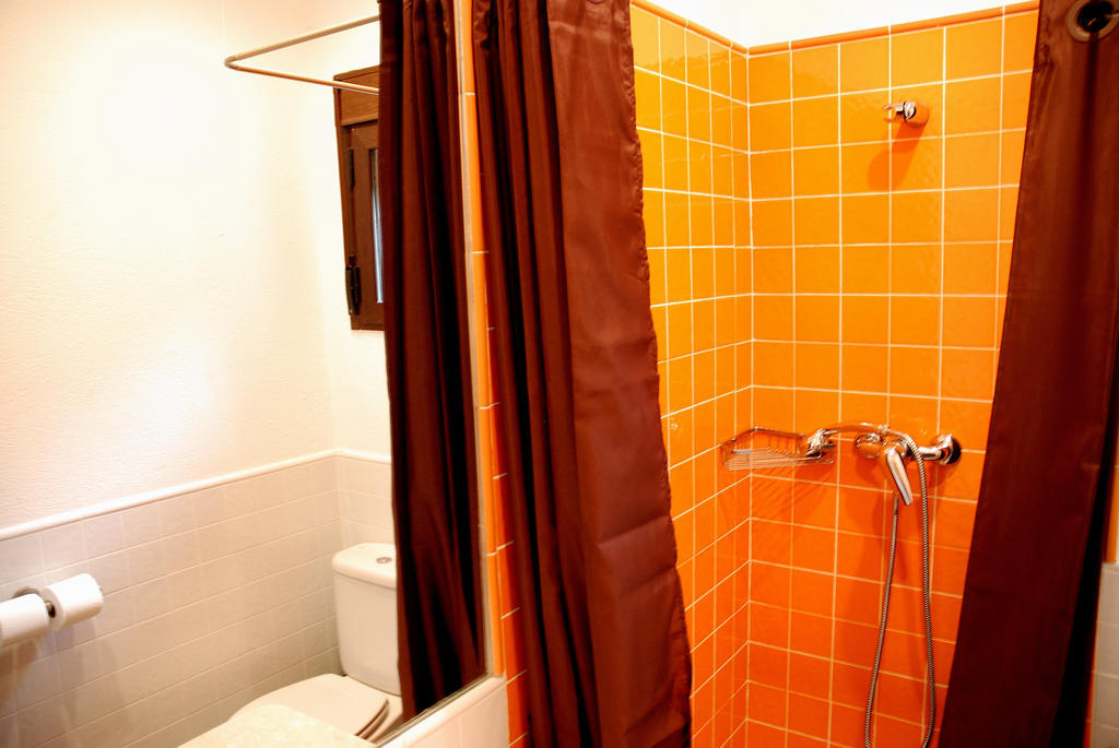 Hostal El Cardenillo Madrigal de la Vera Δωμάτιο φωτογραφία