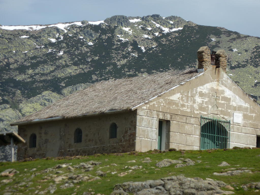 Hostal El Cardenillo Madrigal de la Vera Εξωτερικό φωτογραφία